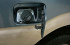Chevrolet Tavera Neo LS B3 - 10 seats BSII Gas Cap Open Pictures